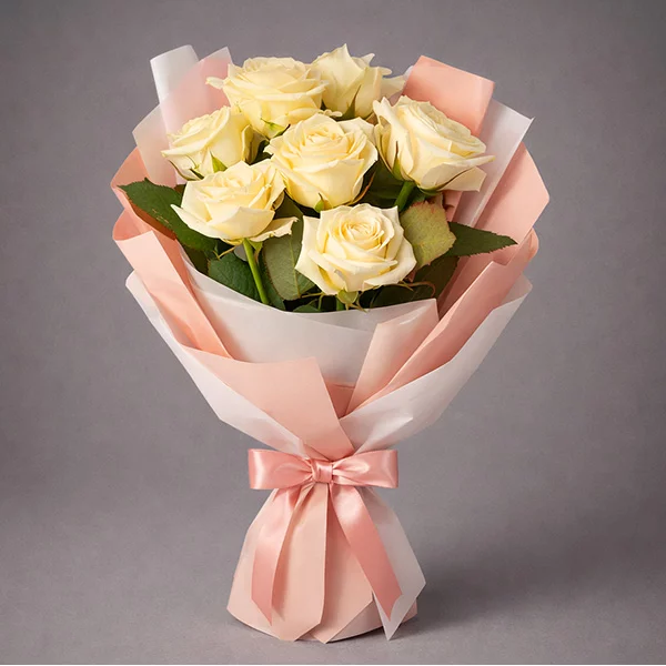 Кремовые ноты - букет белых роз